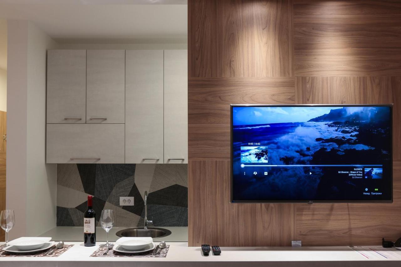 Apartment Promenada 30 Novi Sad Dış mekan fotoğraf