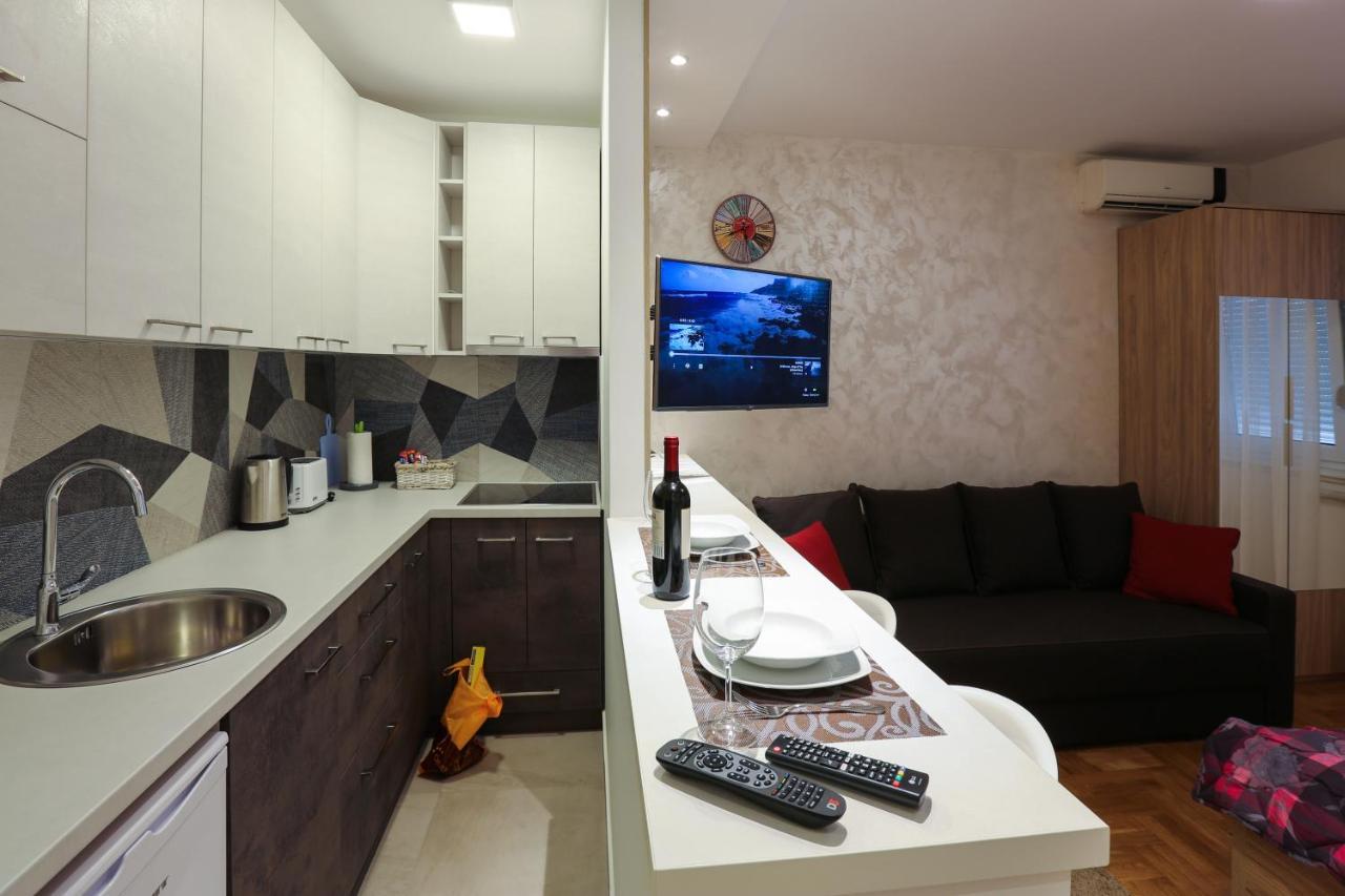 Apartment Promenada 30 Novi Sad Dış mekan fotoğraf